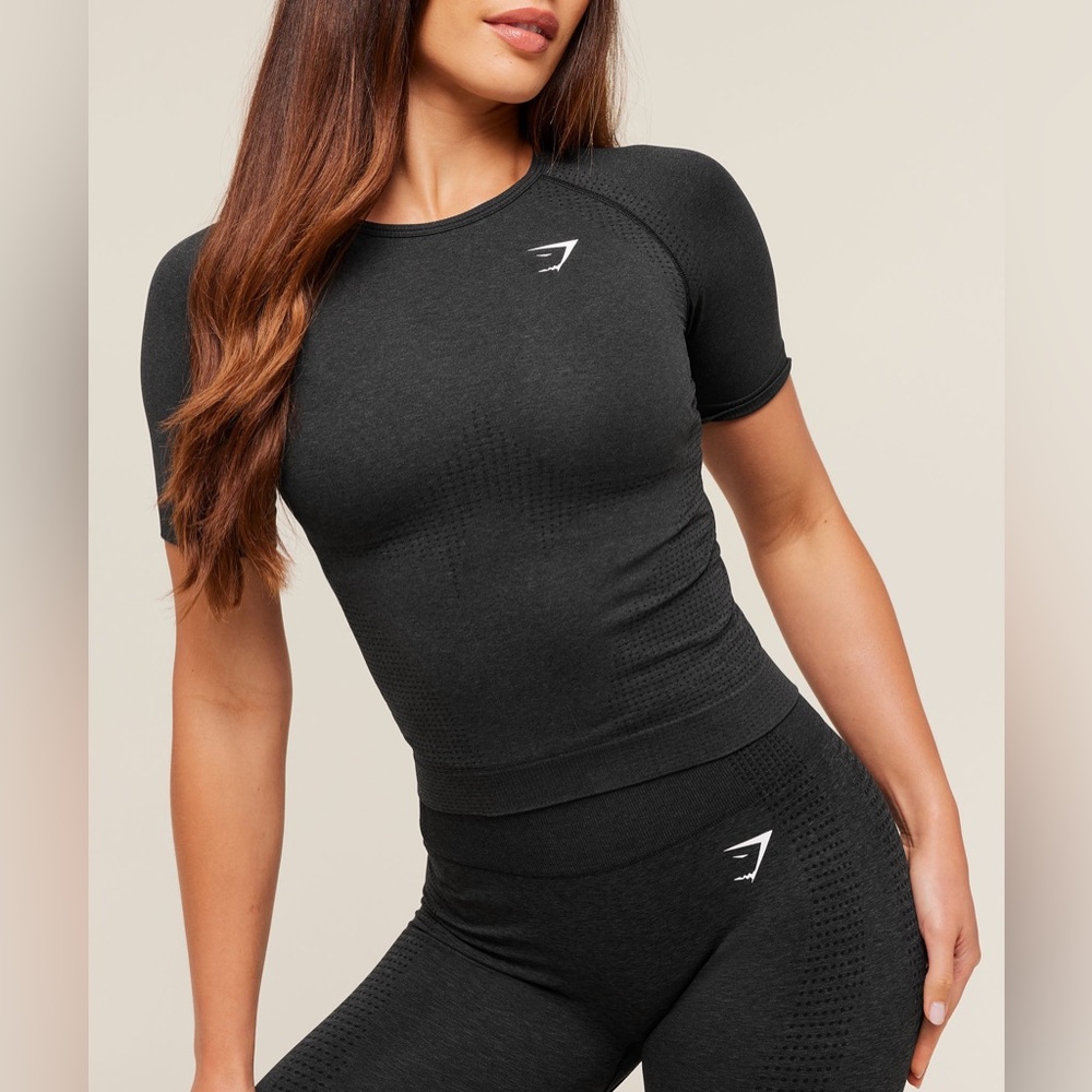 Gymshark Vital Tight T-Shirt Black Marl Size Small